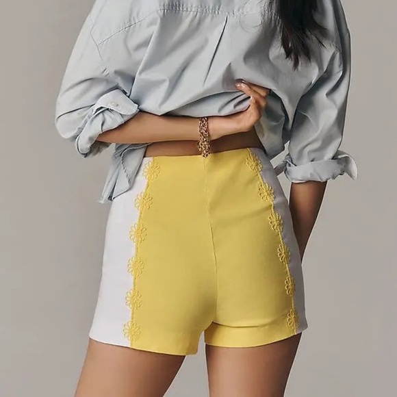 Anthropologie Maeve Surf City Linen Blend Embellished Shorts Yellow Size 6 - Picture 5 of 12